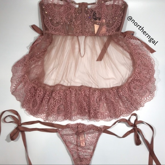 Victoria's Secret Designer 3 Piece Lingerie Set - Picture 6 of 16